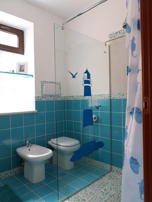 Appartamento The Blue Lighthouse SantʼAntìoco Camera foto